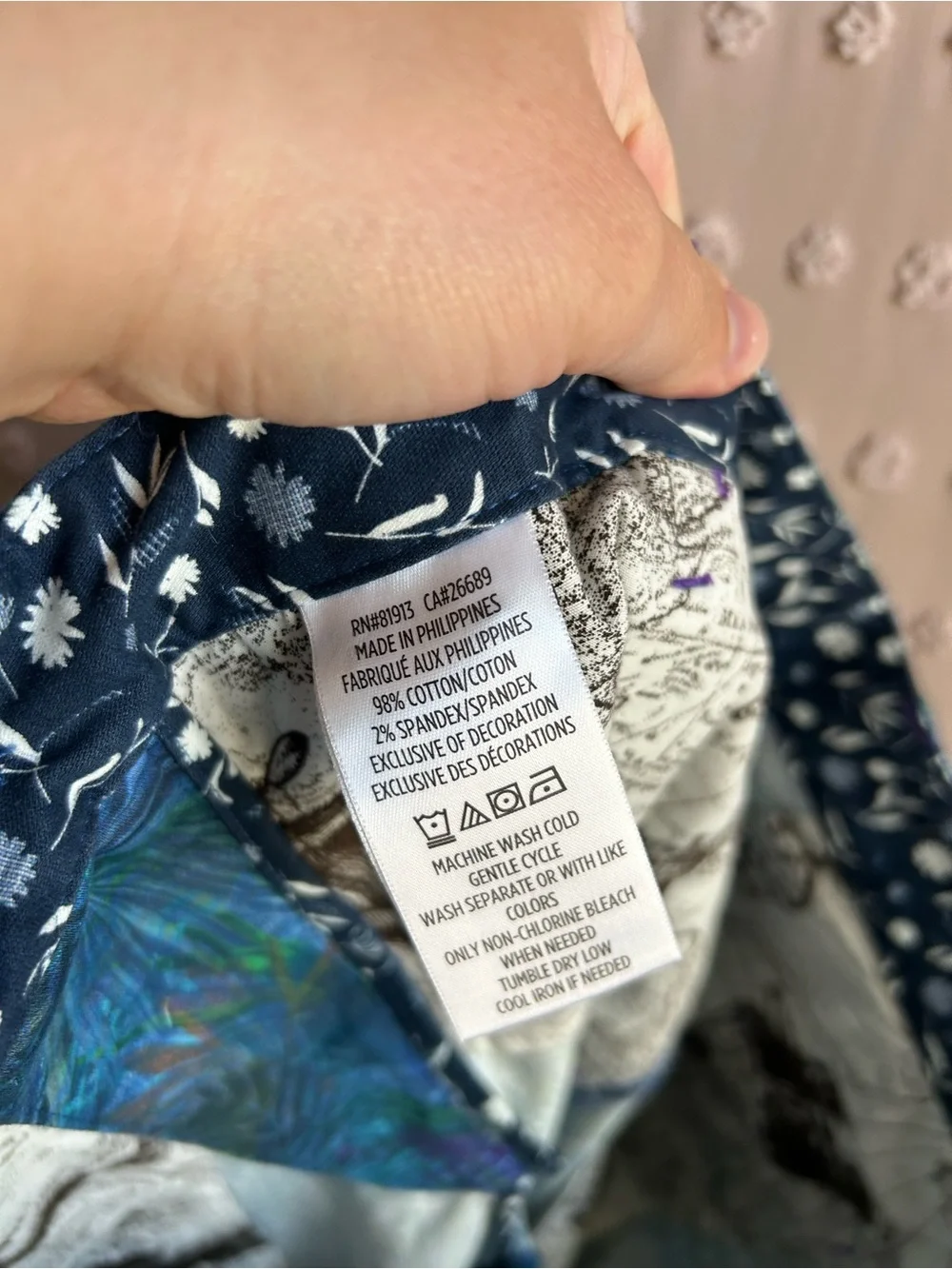 Robert Graham Classic Fit Patterned Chino Shorts Sz 36 Blue Leaf Pattern